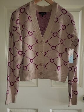 Witty Fox Cream Cardigan with Pink Heart Motif Cropped